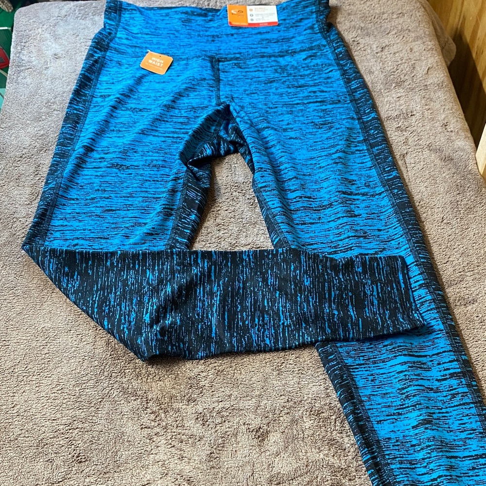 Champion Duo Dry Yoga pants size L NWT